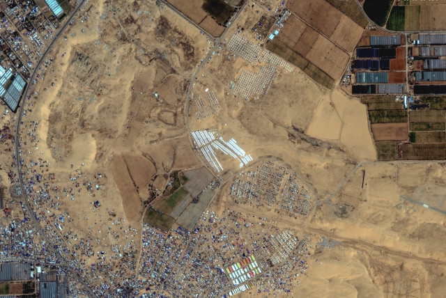  A satellite image shows an overview of a tent camp settlement near Rafah, amid the ongoing conflict between Israel and the Palestinian Islamist group Hamas, in the southern Gaza Strip, April 23, 2024.  (credit: Maxar Technologies/Handout via REUTERS ATTENTION EDITORS )