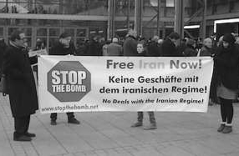 stop the bomb germany 311 (photo credit: Stefan Laurin)