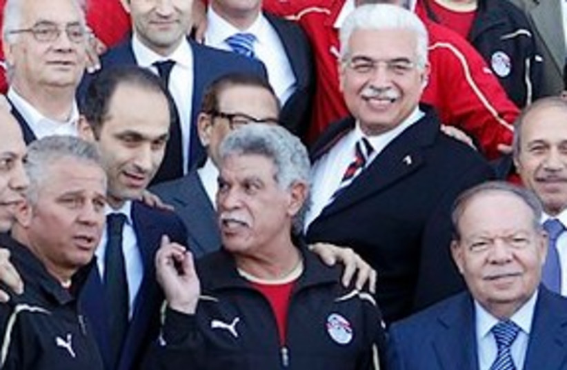 Egypt national soccer team coach Hassan Shehata 311 AP (photo credit: AP)