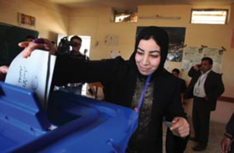 iraq elections 311 (photo credit: AP)