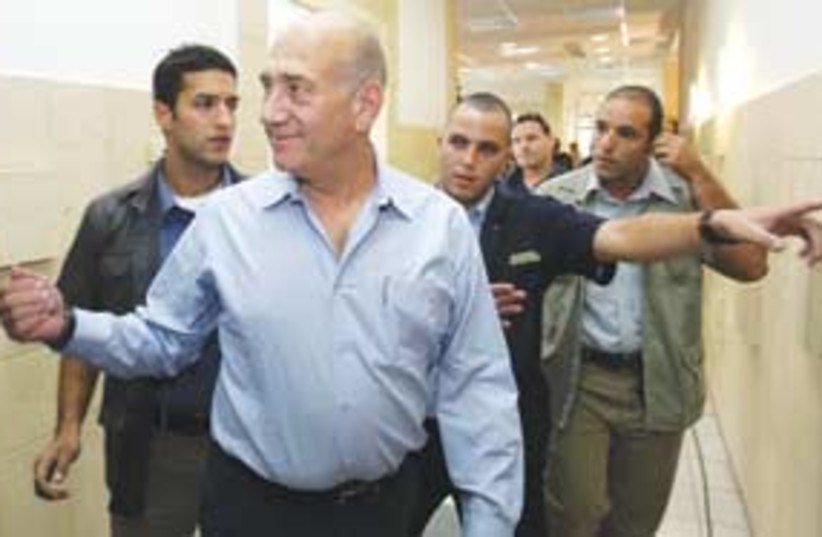 Olmert at court (photo credit: Associated Press)