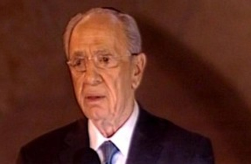 Peres Independence Day 311 (photo credit: Channel 10)
