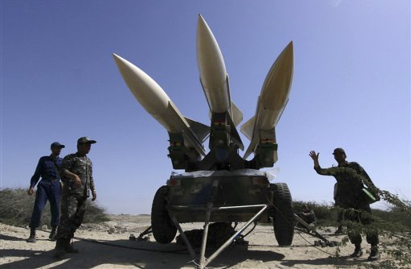 Iran war games (photo credit: AP)