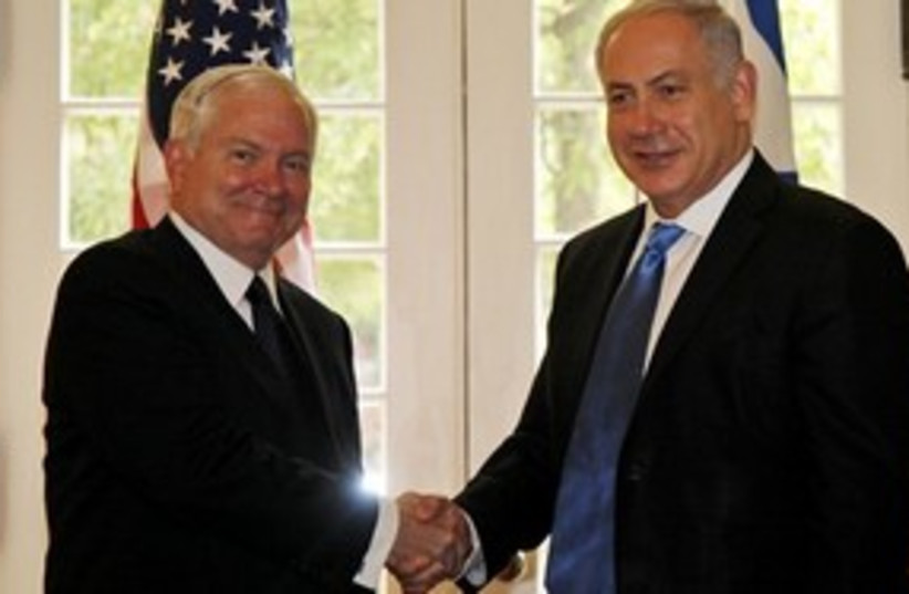 311_Gates and Netanyahu (photo credit: Associated Press)