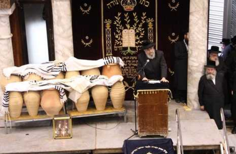 Torah funeral - Gallery 2