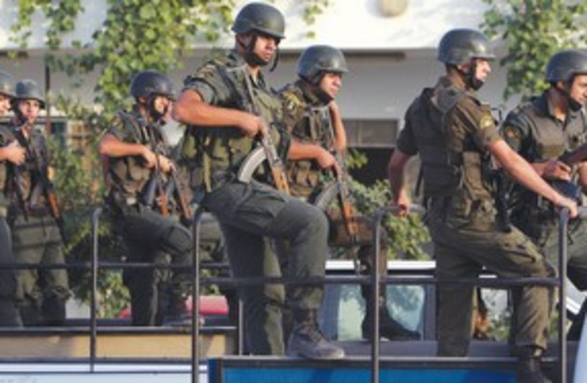 PA Security Forces 311 (photo credit: ASSOCIATED PRESS)