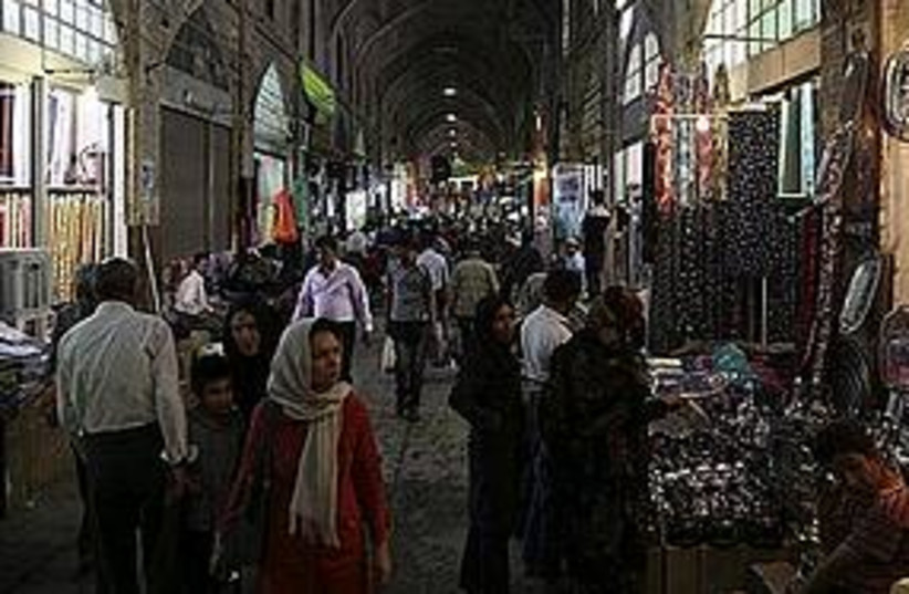 Iran market shopping (photo credit: ASSOCIATED PRESS)