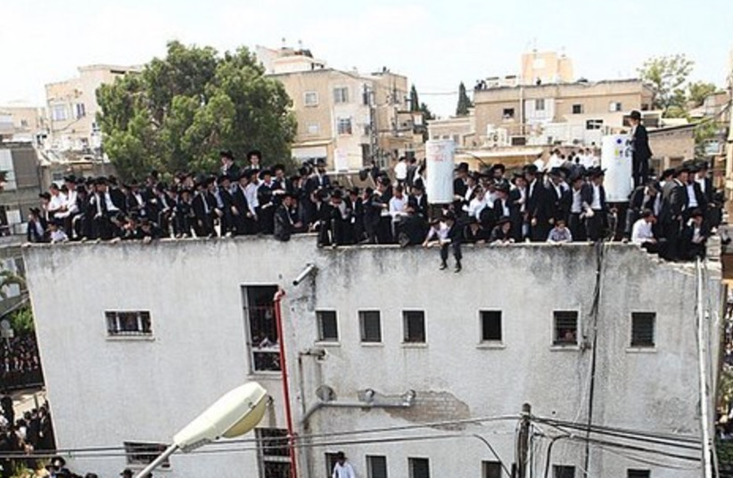 Bnei Barak rabbi funeral_3