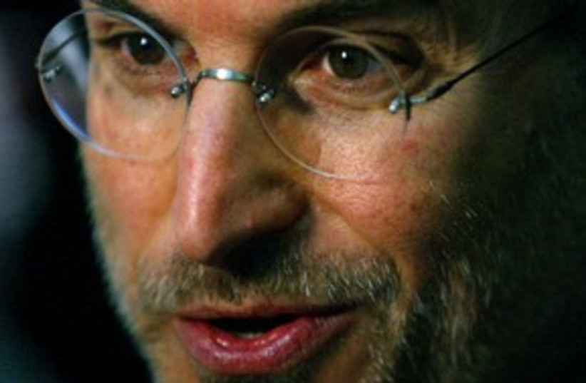 Steve Jobs_311 (photo credit: Reuters)
