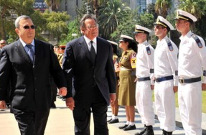Ehud Barak and US SecDef Leon Panetta 311 (photo credit: Ariel Harmony / Defense Ministry)