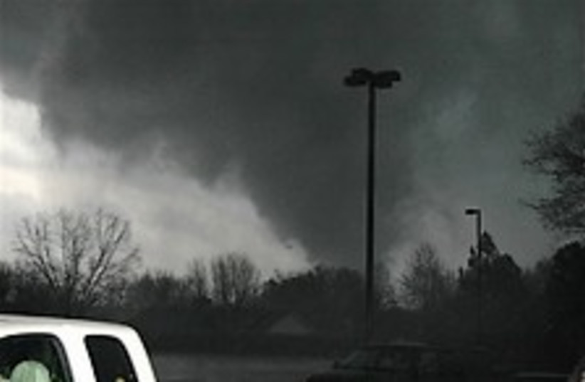 arkansas tornado 224.88  (photo credit: AP)