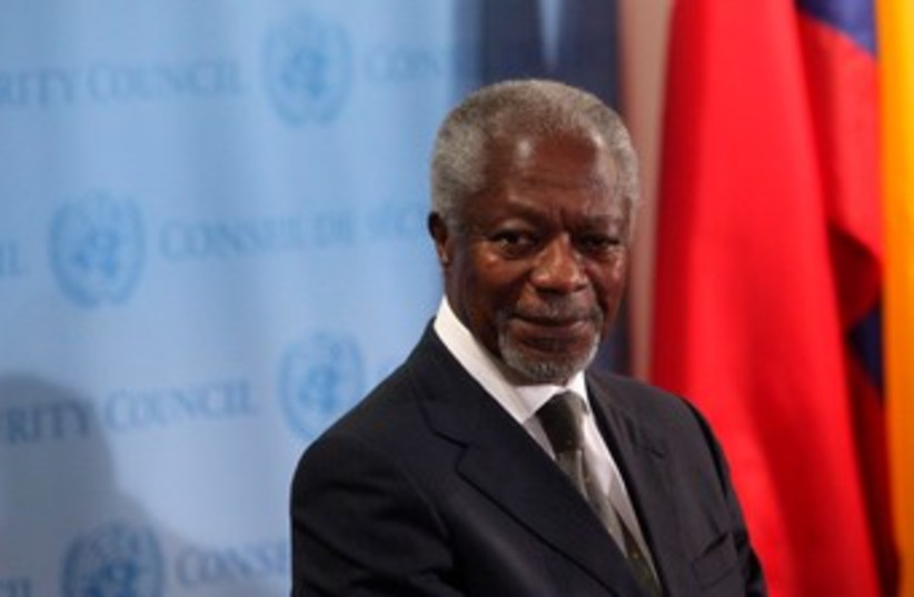 UN-Arab League special envoy Kofi Annan 370 (R) (photo credit: REUTERS/Allison Joyce)