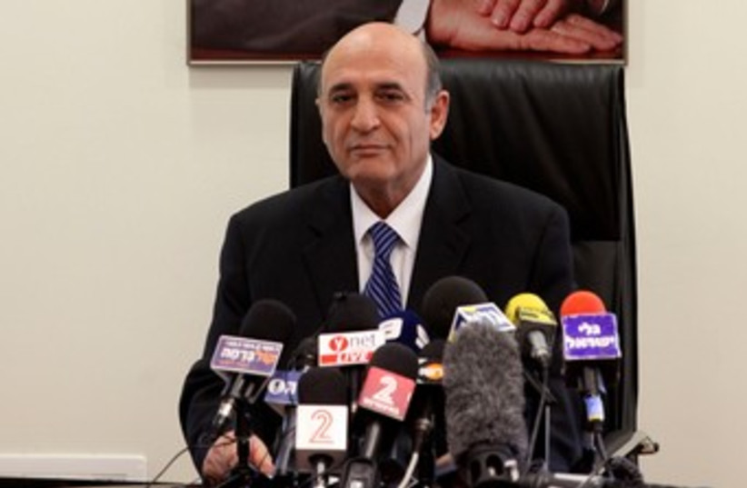 Kadima leader Shaul Mofaz 370