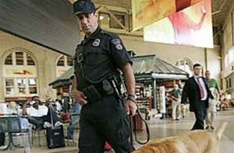 airport security US dog 248 88 ap (photo credit: )