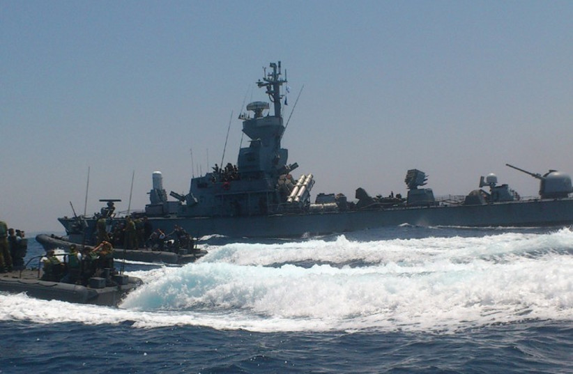 Navy patrols off the coast of Gaza (photo credit: YAAKOV LAPPIN)