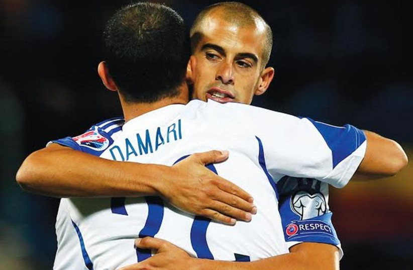 Tal Ben-Haim and Omer Damari of the Israel national soccer team (photo credit: REUTERS)