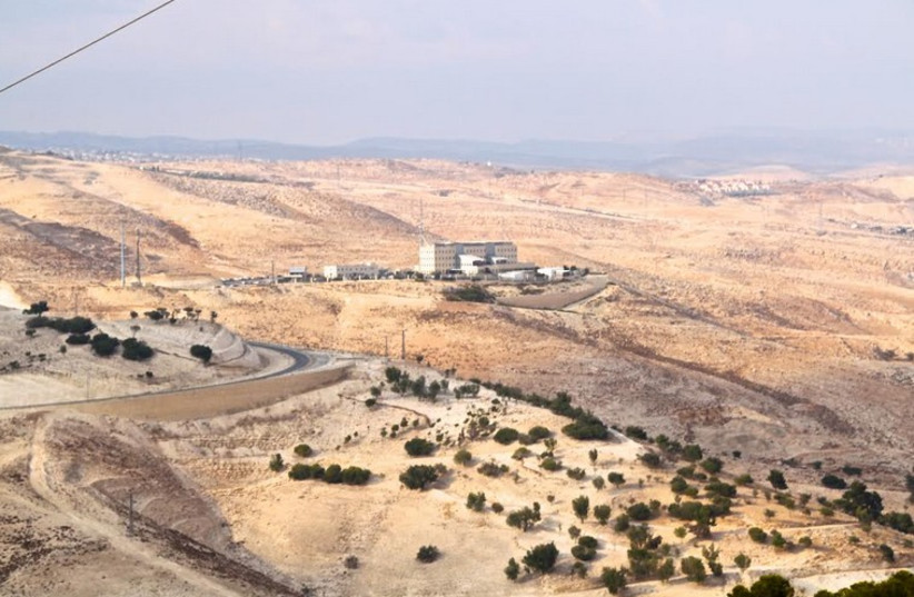 The E1 territory, located outside of Jerusalem and within the jurisdiction of the Ma'aleh Adumim settlement (photo credit: TOVAH LAZAROFF)