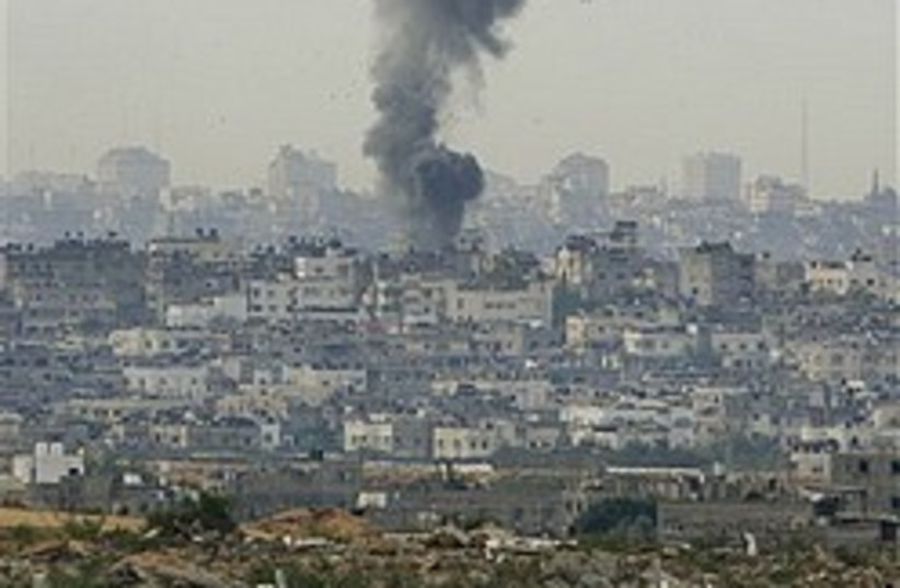 gaza attack begins 248.88 (photo credit: )