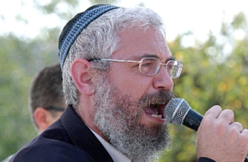 rabbi motti elon, bennis (photo credit: Ariel Jerozolimski)