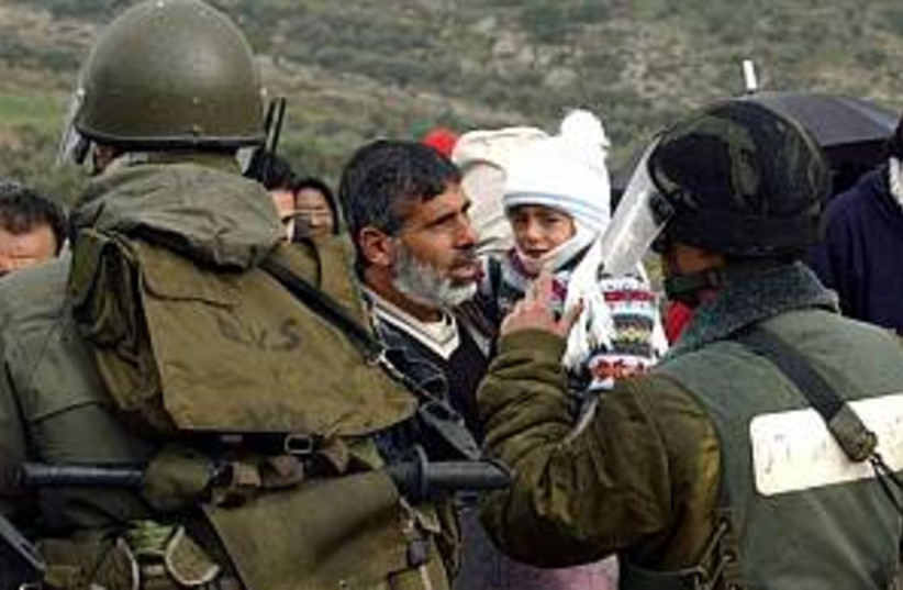 IDF, Palestinian 298.88 (photo credit: AP)