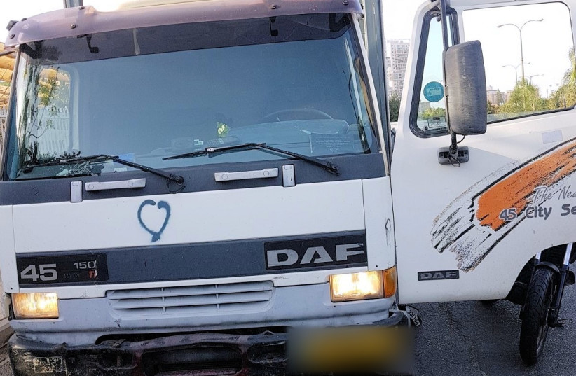 The truck in which the Ramallah man attempted to carry an attack  (photo credit: POLICE SPOKESPERSON'S UNIT)