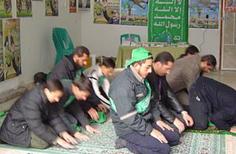 Hamas supporters298.88 (photo credit: Rafael D. Frankel)