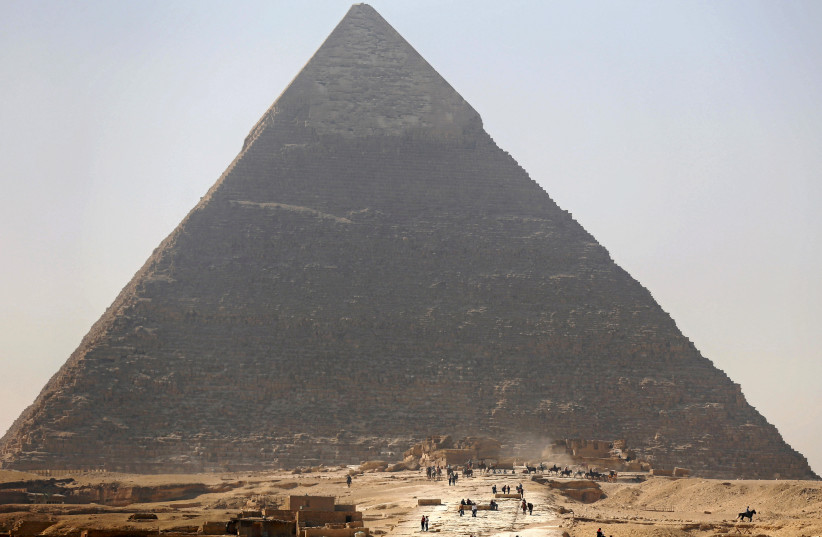 The Pyramid of Khufu, the largest of the Great Pyramids of Giza, on the outskirts of Cairo, Egypt. (credit: REUTERS)