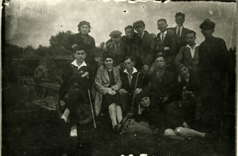 Members of a pioneer youth movement, shown in a Ghetto Fighter's House Musem exhibition. (photo credit: COURTESY GHETTO FIGHTERS' HOUSE MUSEUM ARCHIVES)
