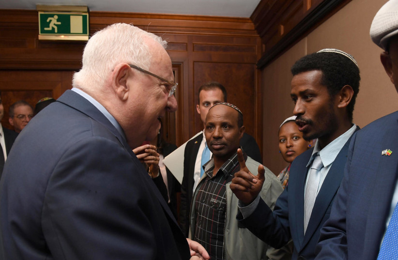 President Rivlin with Falash Mura visitors  (photo credit: MARC NEYMAN/GPO)