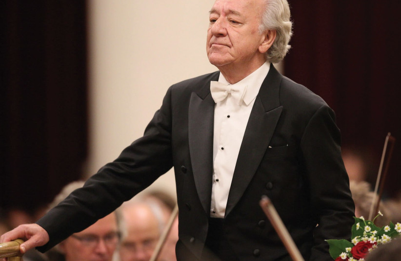 Director Maestro Yuri Temirkanov of the St. Petersburg Philharmonic Orchestra (photo credit: STAS LEVSHIN)