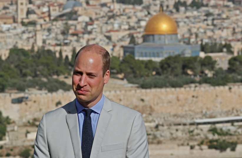 Britain's Prince William visits an observation point on Mount of Olives, overlooking Jerusalem’s Old City, June 28, 2018 (credit: THOMAS COEX/POOL VIA REUTERS)