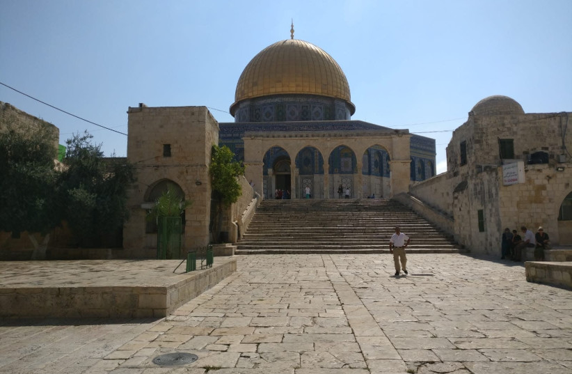 The temple mount on the Ninth of Av, July 22, 2018. (photo credit: TNS)