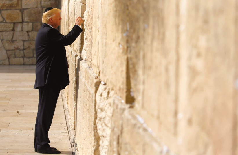 U.S. President Donald Trump visiting the Western Wall in 2017   (credit: JONATHAN ERNST / REUTERS)