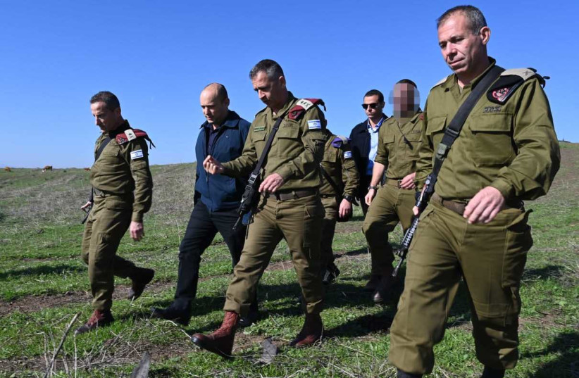 Israeli Defense Minister joins IDF Chief of Staff Lt.-Gen. Aviv Kochavi for large-scale drill in the north. (photo credit: MINISTRY OF DEFENSE)