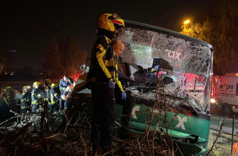 Bus involved in an accident on Highway 40, Israel, December 22, 2019 (credit: MAGEN DAVID ADOM)
