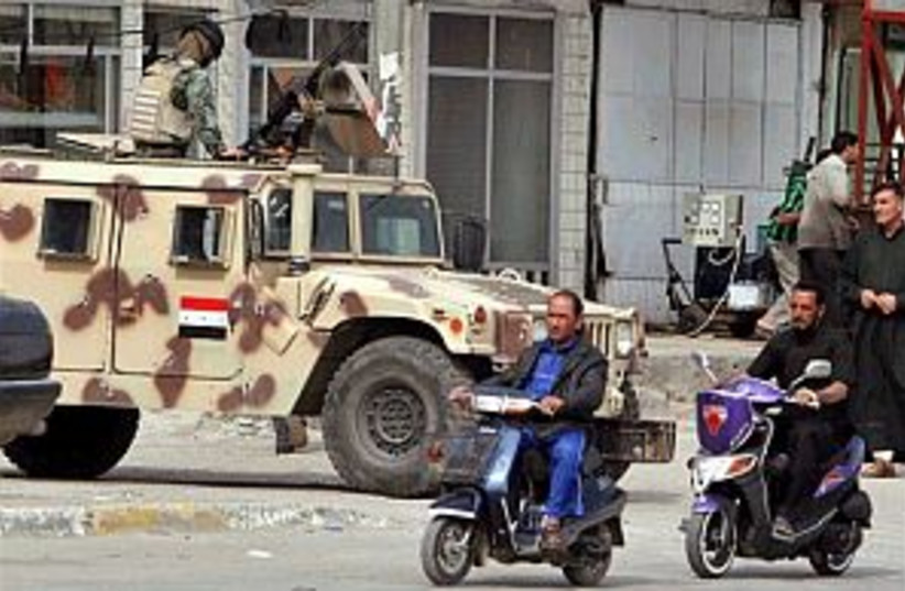iraq baghdad 298 (photo credit: AP)