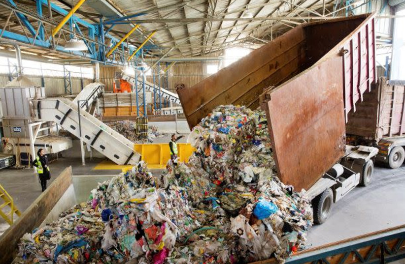 Trash being unloaded at UBQ Materials. (credit: UBQ MATERIALS)