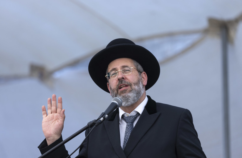  Israel's Ashkenazi Chief Rabbi David Lau attends a ceremony of the Israeli police for the Jewish new year at the National Headquarters of the Israel Police in Jerusalem on September 5, 2021.  (credit: OLIVIER FITOUSSI/FLASH90)