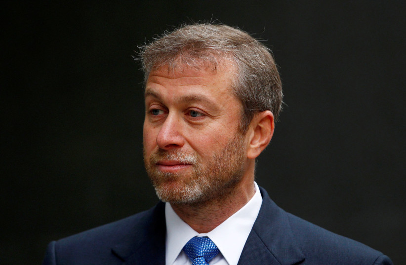  Russian billionaire and owner of Chelsea football club Roman Abramovich arrives at a division of the High Court in central London October 31, 2011.  (credit: REUTERS/ANDREW WINNING)