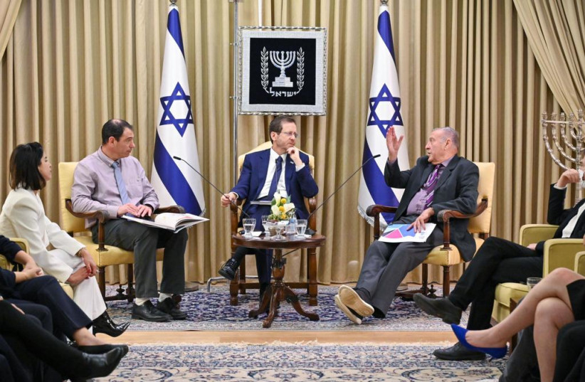  Israel's President Isaac Herzog meets with the director of the Central Bureau of Statistics, Prof. Danny Pfeffermann. (credit: KOBI GIDEON/GPO)