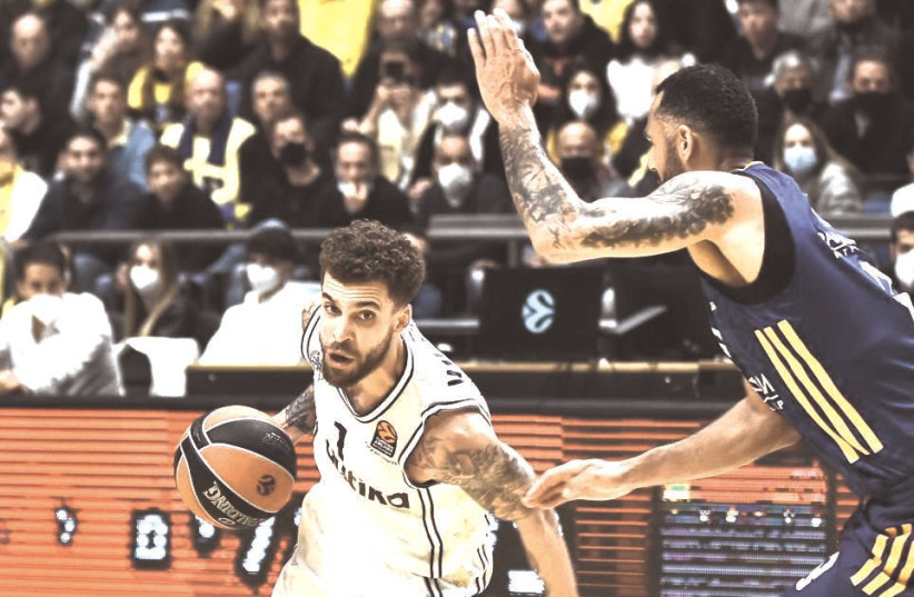  SCOTTIE WILBEKIN and his Maccabi Tel Aviv teammates will have to improve on all aspects of their game if they have any hopes of pulling off a comeback against Real Madrid. (credit: Dov Halickman)