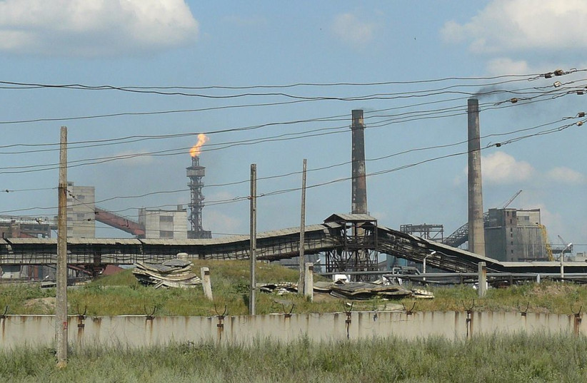 The Avdiivka Coke Plant in Ukraine's Donetsk Oblast (Illustrative). (photo credit: Wikimedia Commons)