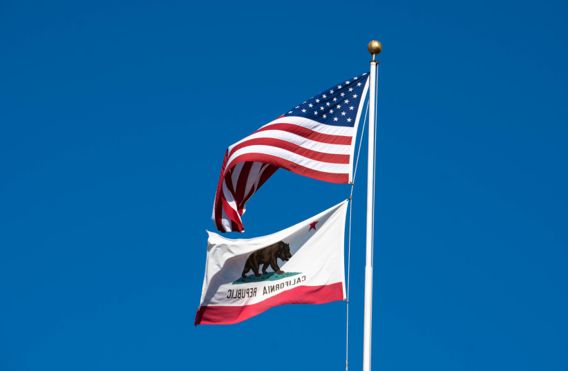  Illustrative of the US and California state flags. (photo credit: PXHERE)