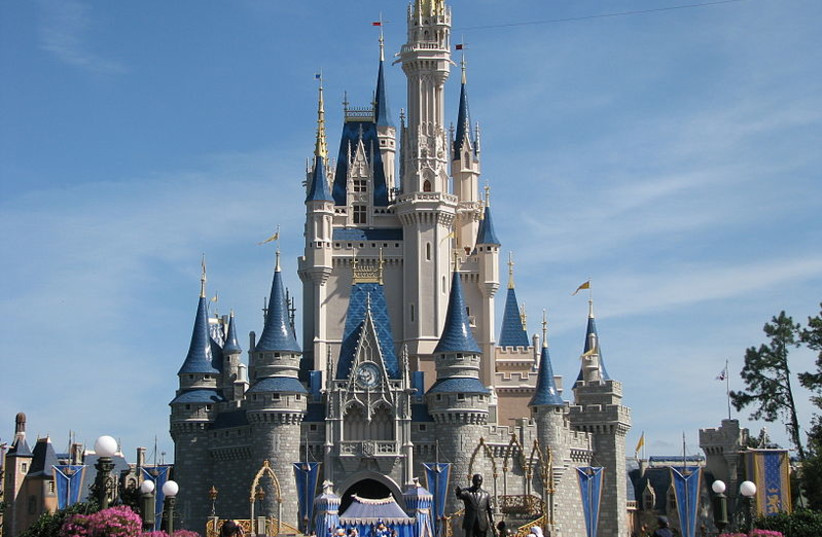  Cinderella Castle in Disney World, Florida (Illustrative). (credit: Wikimedia Commons)