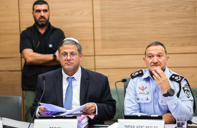  MK Itamar Ben-Gvir and Chief of Police Kobi Shabtai attend an Arrangements Committee meeting at the Knesset, the Israeli parliament in Jerusalem, on December 14, 2022. (photo credit: YONATAN SINDEL/FLASH90)