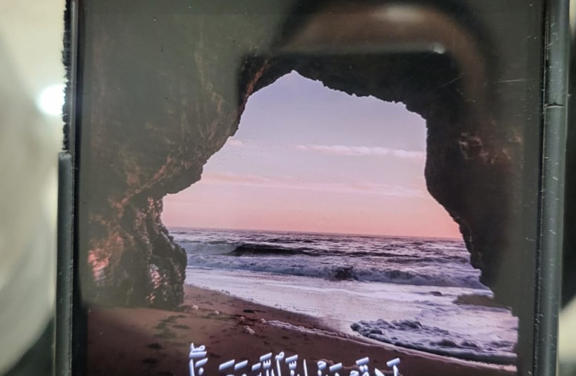  Several passengers received threatening messages in Arabic through AirDrop on their iPhones on a flight from Barcelona to Tel Aviv that was supposed to leave Tuesday night (photo credit: Shaked Boker)