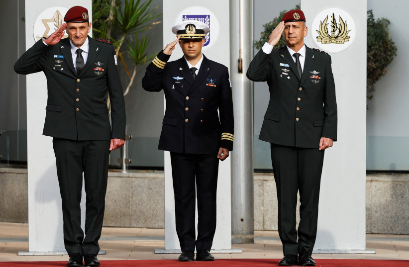  INCOMING IDF Chief of Staff Herzi Halevi (L) and outgoing counterpart Aviv Kochavi (R) salute during an honor guard ceremony for Halevi, at the Defense Ministry in Tel Aviv, Jan. 16. (photo credit: AMIR COHEN)