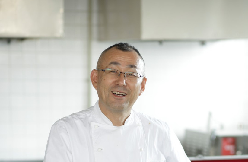 Chef Masato Maesawa (photo credit: Takemoto Oil & Fat Co., LTD)