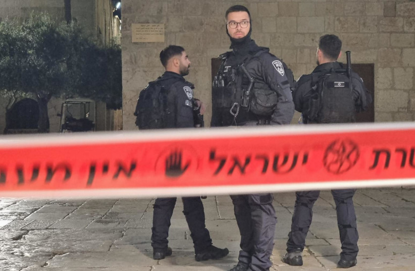  Security forces at the Al Aqsa compound following an attempted attack. (photo credit: MAARIV)