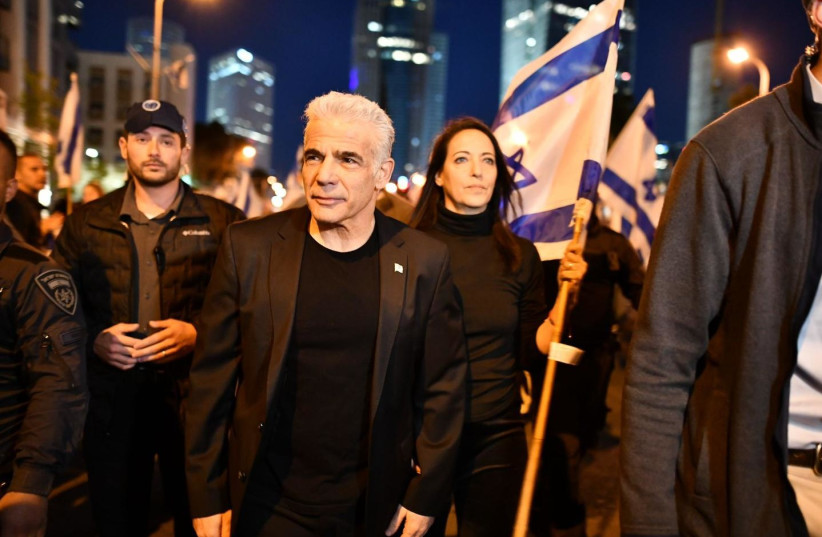  Yair Lapid among those in protest (photo credit: AVSHALOM SASSONI/MAARIV)
